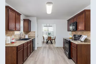 133 Lignite Drive, Jarrell, TX 76537 - Photo 10