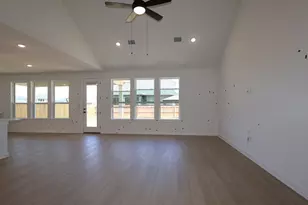 3721 Plentywood Ln, Leander, TX 78641 - Photo 2