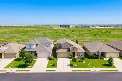 152 Marienfeld Lane, Georgetown, TX 78626 - Photo 2