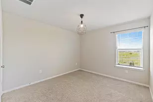 152 Marienfeld Ln, Georgetown, TX 78626 - Photo 18