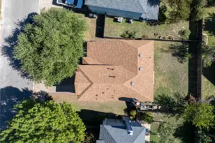 1111 Pathfinder Way, Round Rock, TX 78665 - Photo 2