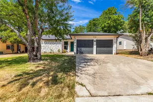 5106 Lambs Ln, Austin, TX 78744 - Photo 34