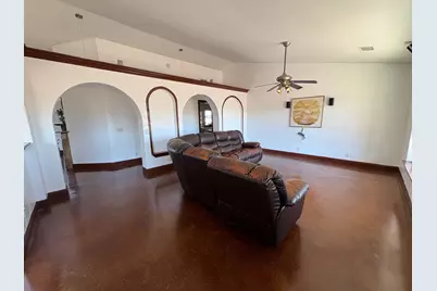 10817 County Road 272, Bertram, TX 78605 - Photo 10