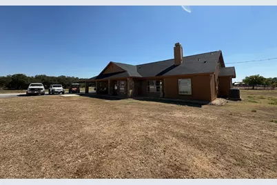 10817 County Road 272, Bertram, TX 78605 - Photo 8
