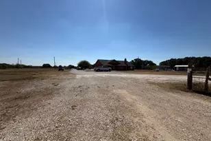 10817 Co Rd 272, Bertram, TX 78605 - Photo 34