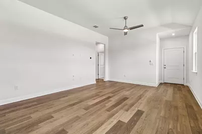 367 Porter Country Parkway, Buda, TX 78610 - Photo 4