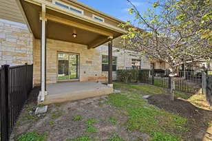 516 E Slaughter Ln, Austin, TX 78744 - Photo 24