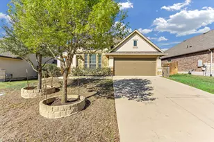 135 Tailwind Dr, Kyle, TX 78640 - Photo 32