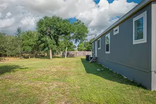 112 Jabali St, Cedar Creek, TX 78612 - Photo 26