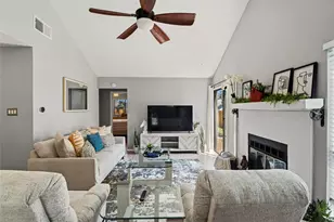 12307 Emery Oaks Rd, Austin, TX 78758 - Photo 10