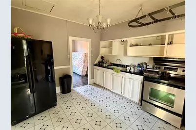 711 N Bishop Street, San Marcos, TX 78666 - Photo 12