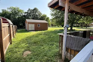 711 N Bishop St, San Marcos, TX 78666 - Photo 14