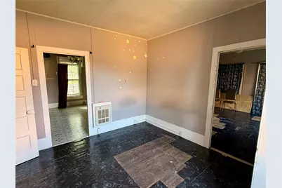 711 N Bishop Street, San Marcos, TX 78666 - Photo 10