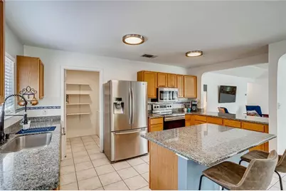 1020 Skylark Hill Lane, Pflugerville, TX 78660 - Photo 14