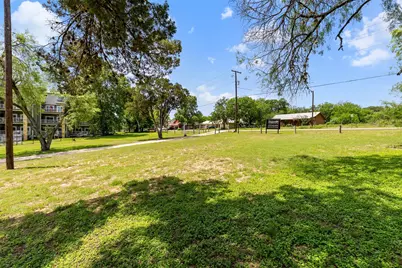 1242 Ervendberg Avenue #Lot 4, New Braunfels, TX 78130 - Photo 18
