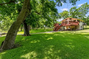 1242 Ervendberg Ave, New Braunfels, TX 78130 - Photo 20