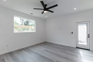 21515A Patton Ave, Lago Vista, TX 78645 - Photo 14