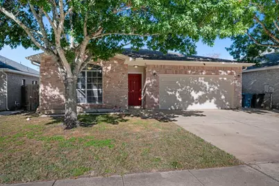 106 Shenandoah Trail, Elgin, TX 78621 - Photo 2