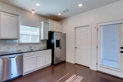 18418 Mammoth Cave Boulevard, Pflugerville, TX 78660 - Photo 10