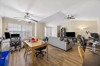501 W 26th Street #306, Austin, TX 78705 - Photo 2