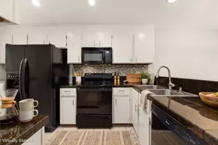 7122 Wood Hollow Dr, Austin, TX 78731 - Photo 12