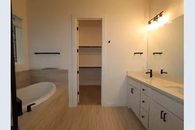 394 Bishop Wood Road, Dripping Springs, TX 78620 - Photo 10