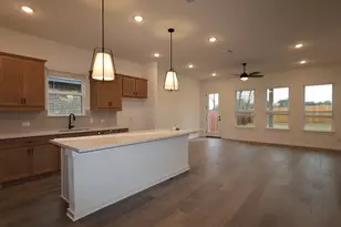 394 Bishop Wood Rd, Dripping Springs, TX 78620 - Photo 2