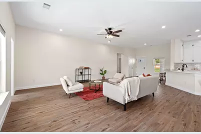 17701 Village Drive, Dripping Springs, TX 78620 - Photo 8