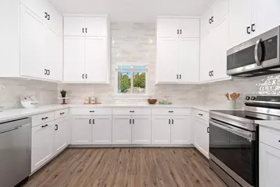 17701 Village Drive, Dripping Springs, TX 78620 - Photo 14