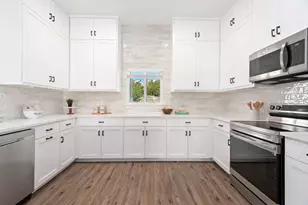 17701 Village Dr, Dripping Springs, TX 78620 - Photo 14