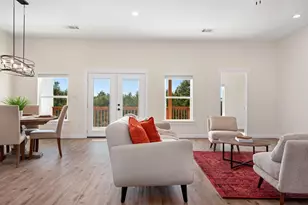 17701 Village Dr, Dripping Springs, TX 78620 - Photo 6