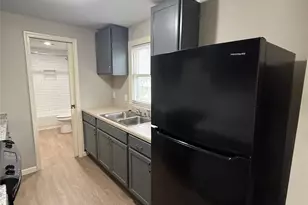 130 Olive St, San Marcos, TX 78666 - Photo 6