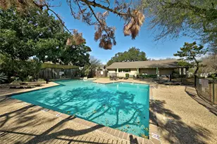 2002 Millay Dr, Austin, TX 78752 - Photo 36