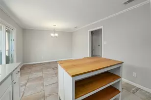 2002 Millay Dr, Austin, TX 78752 - Photo 14