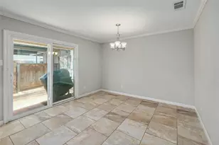 2002 Millay Dr, Austin, TX 78752 - Photo 8