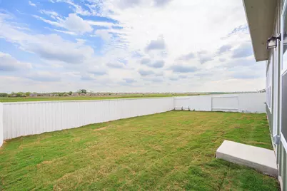 180 Keltic Drive, Kyle, TX 78640 - Photo 16
