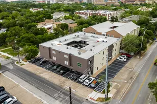 101 E 33rd St, Austin, TX 78705 - Photo 20