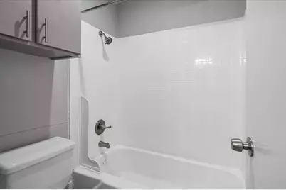 101 E 33rd Street #208, Austin, TX 78705 - Photo 14