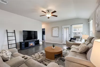 100 Contrada Grace Lane, Hutto, TX 78634 - Photo 4