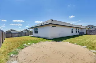 100 Contrada Grace Ln, Hutto, TX 78634 - Photo 32