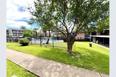 3304 Red River Street #204, Austin, TX 78705 - Photo 20