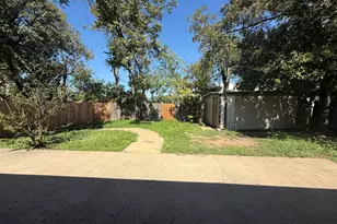 1108 Echo Ln, Austin, TX 78745 - Photo 32