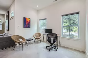 1000 Taulbee Ln, Austin, TX 78757 - Photo 10