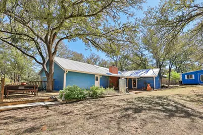 131 Laura Lane, Bastrop, TX 78602 - Photo 32
