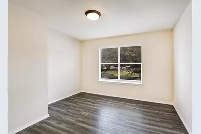 1612 Melissa Oaks Lane, Austin, TX 78744 - Photo 32