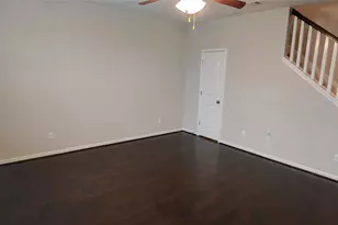 7220 Wyoming Springs Dr, Round Rock, TX 78681 - Photo 4