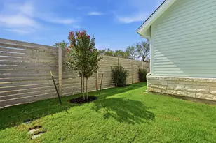 6305 Comanche Moon Trl, Austin, TX 78747 - Photo 20