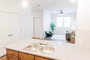 7051 Meadow Lake Blvd, Austin, TX 78744 - Photo 12
