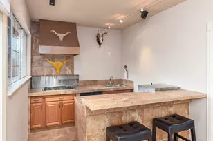1900 Red Rock Dr, Round Rock, TX 78665 - Photo 24