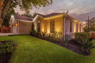 1900 Red Rock Dr, Round Rock, TX 78665 - Photo 8